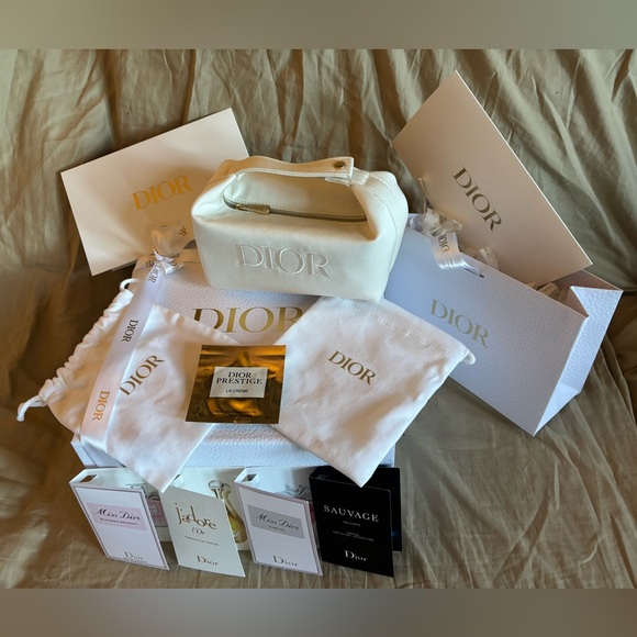 Dior-Bridal Pouch & Fragrance Bundle - Picture 7 of 10